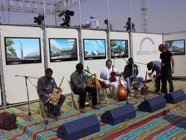 יאיר דלל ולהקתו