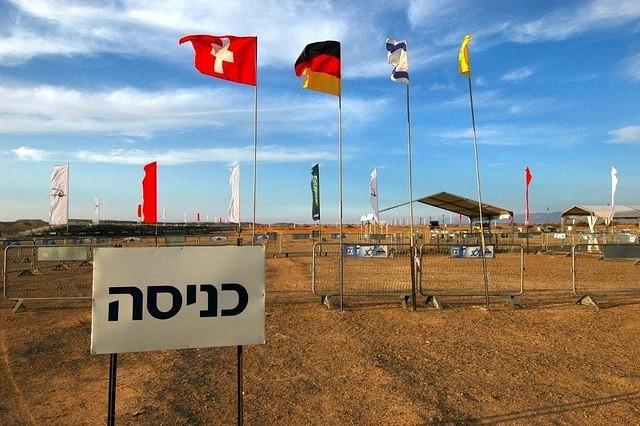 ברוכים הבאים לאירועי הערבה הפתוחה 2007 30.4.07צילום: גלעד ליבני