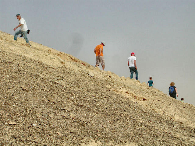 יורדים ממואה