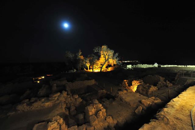 _GLF3044 _Small_.JPG