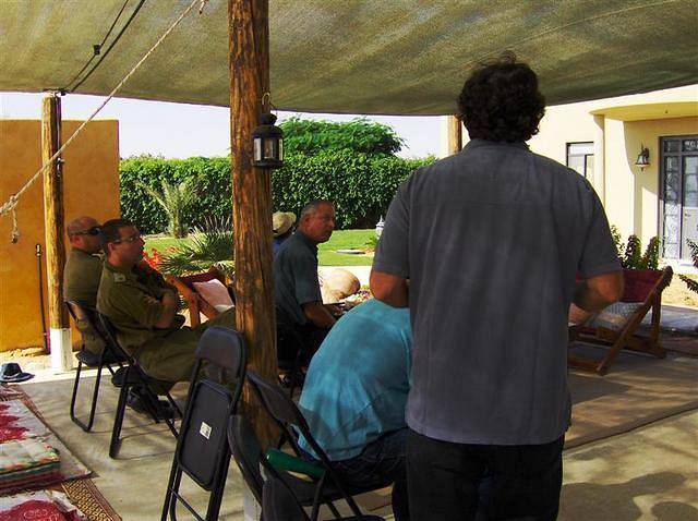 עמיקם סבירסקי 003 (Medium)