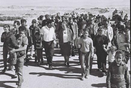 בקור ראש הממשלה  הגברת גולדה מאיר בערבה- 1971