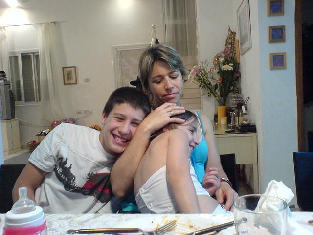 משפחה.. צילום: גידי קליין 21.4.06