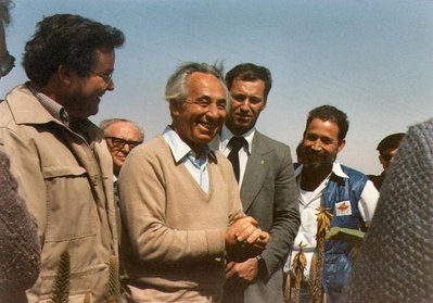 peres2.jpg